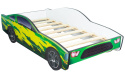 Zielone łóżko w kształcie samochodu dla syna